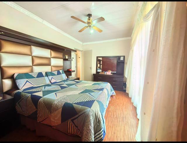 3 BEDROOM HOUSE FOR SALE IN ZAMDELA